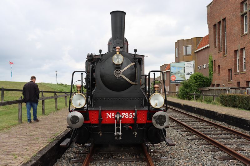NS 7853