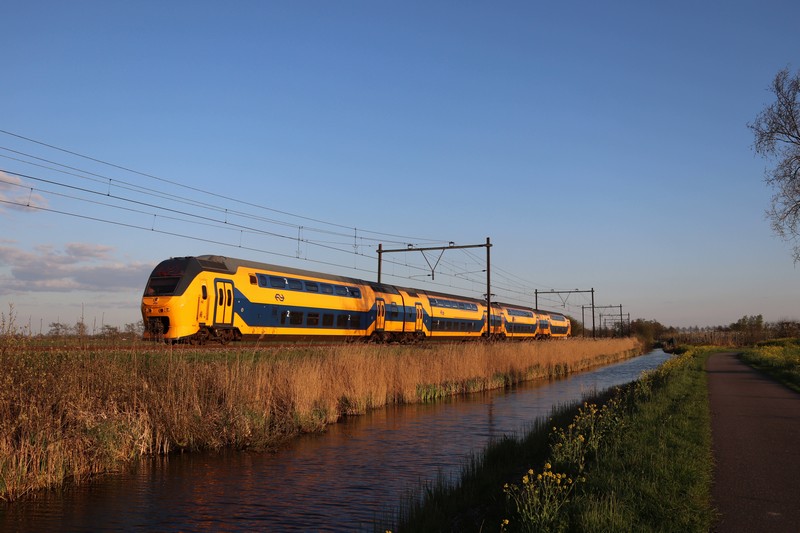 Verlengd InterRegio Materieel (VIRM) - Intercity dubbeldekker